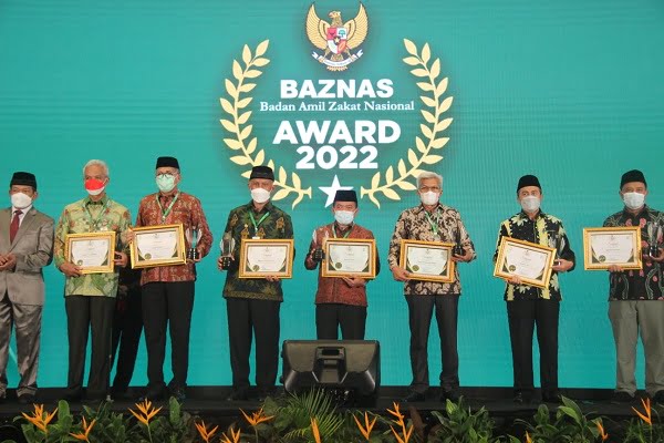 baznaz award-2022