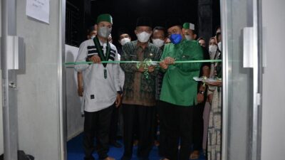 abdullah sani resmikan gedung HMI cabang jambi