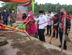 Gubernur Jambi Lakukan Peletakan Batu Pertama Pembangunan Kelenteng Agung Da Cheng Dian