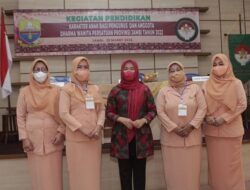 Hesti Ingatkan Pentingnya Pendidikan Karakter Bagi Anak