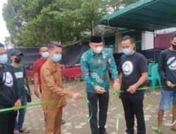 Ketua DPRD Muaro Jambi Buka Pameran Bonsai di Sengeti