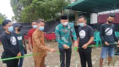 Ketua DPRD Muaro Jambi Buka Pameran Bonsai di Sengeti