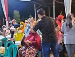 Budi Yako Bagikan 1.200 Kilogram Minyak Goreng