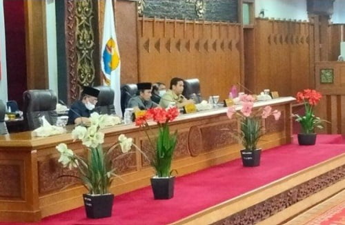 DPRD Provinsi Jambi Gelar Paripurna pandangan fraksi