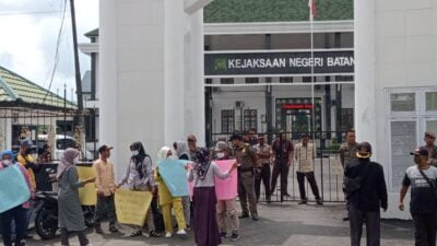 Aksi Damai LCKI, Tuntut Kalaksa BPBD Batang Hari Dicopot