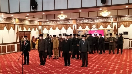 Pelantik Empat Pejabat Eselon II pemprov jambi