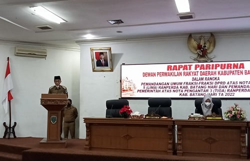 Bakhtiar Hadiri Rapat Paripurna