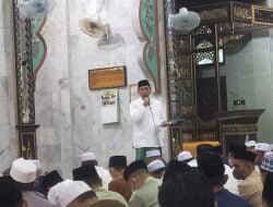 Sholat Ied di Masjid Al-Muhajirin, Fadhil Singgung Soal Hutang