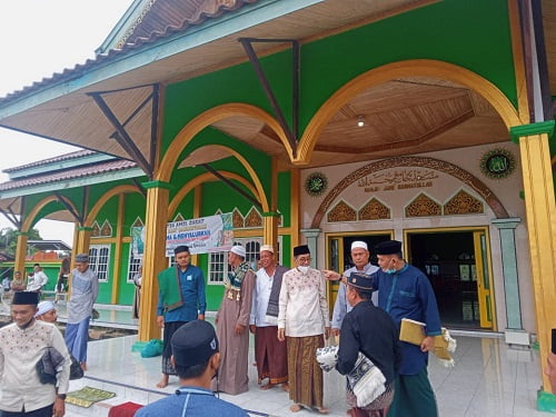 Wabup Sholat Idul Fitri di Kampung Halaman