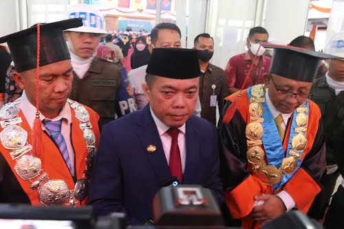 Al Haris Harap Wisudawan Berikan Sumbangsih Nyata Bagi Masyarakat