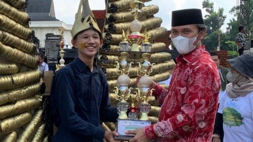Edi Purwanto Hadiri Kegiatan Lomba Karnaval Pekan Rakyat Lingkungan Hidup Jambi