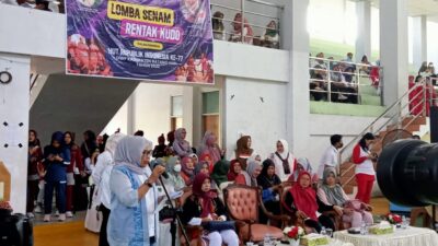 Penasihat DWP Batanghari Buka Secara Langsung Lomba Senam Rentak Kudo