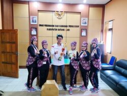 Raih Juara Tiga Lomba Senam Rentak Kudo, Kadis Perkim: Semoga ke Depan Semakin Solid