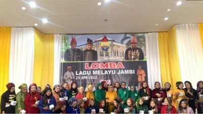 Sekretariat DPRD Provinsi Jambi Juara Dua Lomba Lagu Melayu Jambi