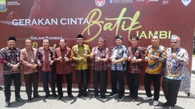 Sekda Ajak ASN Dan Masyarakat Cintai Batik Jambi