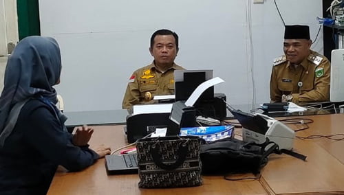 Al Haris Berang Saat Sidak ke Kantor Pelayanan Provinsi