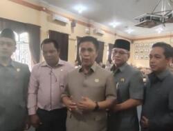 Komisi I DPRD Muaro Jambi Terima Kedatangan Puluhan Honorer