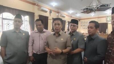 Komisi I DPRD Muaro Jambi Terima Kedatangan Puluhan Honorer