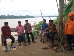 Tinjau Lokasi Longsor, Asisten 1 Minta Warga Tetap Waspada