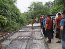 Buka Akses Daerah Terisolir, Gubernur Al Haris Tinjau Jalan Batang Asai Sarolangun