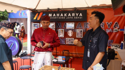 Kunjungi Stand UMKM Jambi Expo 2023, Edi Purwanto Gunakan dan Banggakan Karya Masyarakat Kita