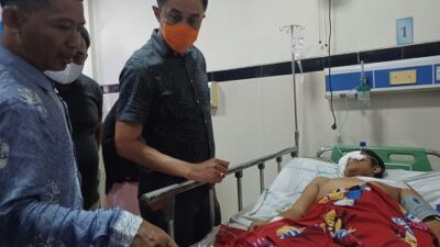 Bachyuni Pastikan Pemkab Muaro Jambi Bantu Pengobatan Korban Beruang Liar Hingga Sembuh