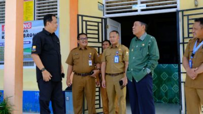 Wagub Sani Tinjau Proses Ujian Akhir Sekolah di SMA dan SMK Kerinci