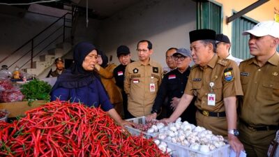 Wagub Sani Sidak Pasar, Pastikan Harga dan Stok Aman Jelang Hari Raya Idul Fitri