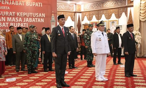 Gubernur Al Haris Lantik Pj Bupati Sarolangun, Pj Bupati Tebo dan Muaro Jambi Diperpanjang