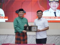 Pemkab Batang Hari Tandatangani MoU bersama Pemkab Dhamasraya