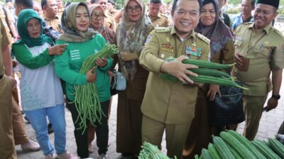 Gubernur Al Haris Launching Gerakan Pangan Murah Serentak Provinsi Jambi di Kabupaten Batanghari