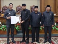 Ketua DPRD Muarojambi Buka dan Pimpin Langsung Paripurna Penyampaian LKPJ Bupati