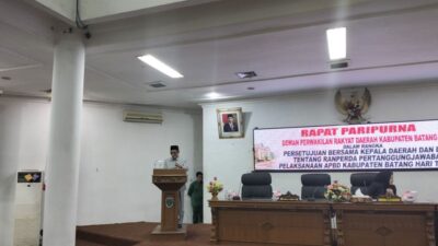 Wabup Hadiri Paripurna DPRD Persetujuan Bersama Kepala Daerah Tentang Ranperda dan APBD TA 2022