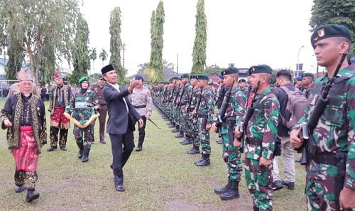 Ketua DPRD Edi Purwanto Hadiri Penyambutan Satgas Yonif Raider 142 Ksatria Jaya