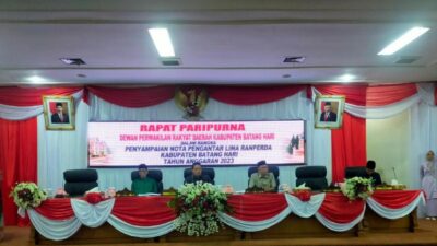 Wabup Hadiri Paripurna Penyampaian Nota Pengantar Lima Ranperda TA 2023