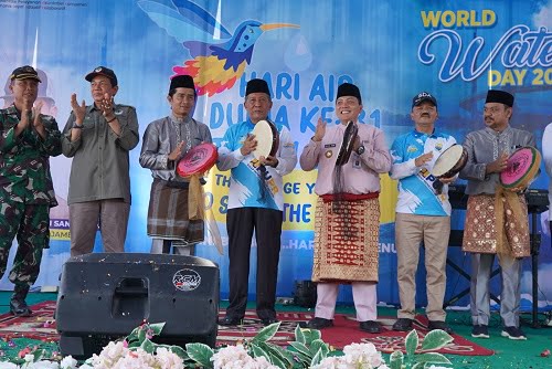 Wagub Sani Merawat Sumber Air, Menjamin Kehidupan Anak Cucu Dimasa Mendatang