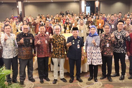 Gubernur Al Haris Jambi Punya Karbon Yang Luar Biasa