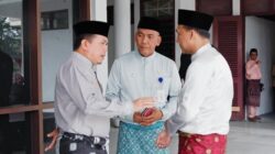 Gubernur Jambi Kunjungi Pameran Koleksi Etnograri Bersama Kadisperindagprov Kemas M Fuad