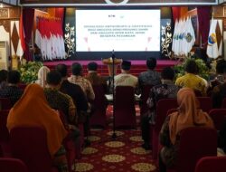 KPK Gelar Sosialisasi Gratifikasi dan Strategi Pemberantasan Korupsi Bagi Anggota DPRD Provinsi dan Kota Jambi Beserta Pasangan