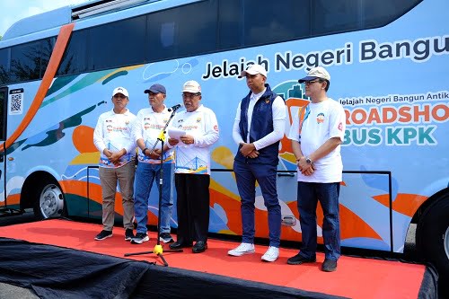 Wagub Sani Harap Roadshow Bus KPK Jadi Sarana Edukasi Bagi Publik Dalam Upaya Berantas Korupsi