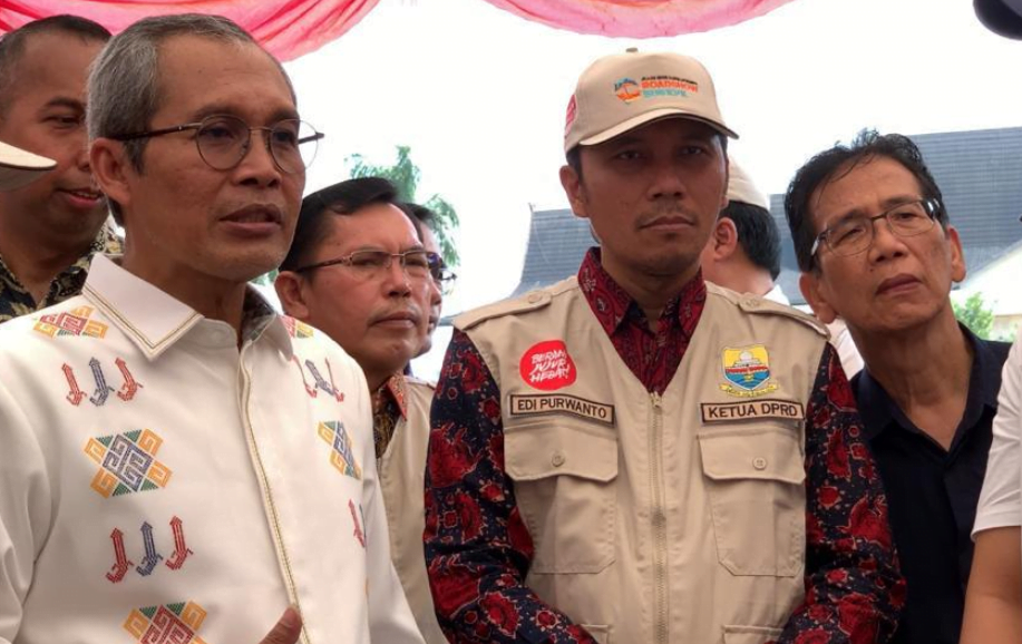 Edi Purwanto Hadiri Pembukaan Roadshow Bus KPK di Lapangan Gubernur Jambi