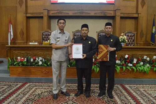 DPRD Muaro Jambi Gelar Paripurna Penyampaian 3 Ranperda Tahun 2023