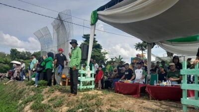 Sekda M Azan Hadiri Lomba Bekarang Serkap di Taman Tapa Malenggang