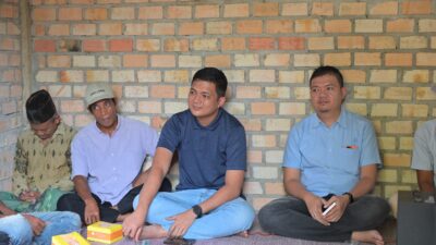 Keluhkan Masalah Jalan, Warga Ngadu ke Hafiz Fattah