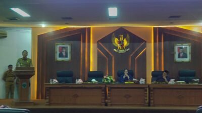 Bupati Fadhil Hadiri Paripurna Perdana DPRD Batang Hari di Tahun 2024