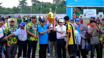 Wagub Sani Tutup Turnamen Sepak Bola Gubernur Cup Tahun 2024