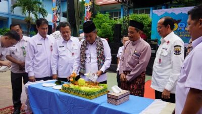 Di Usia 46 Tahun, Wagub Sani Minta SMAN 3 Kota Jambi Berwawasan Global dan Berkarakter Pancasila