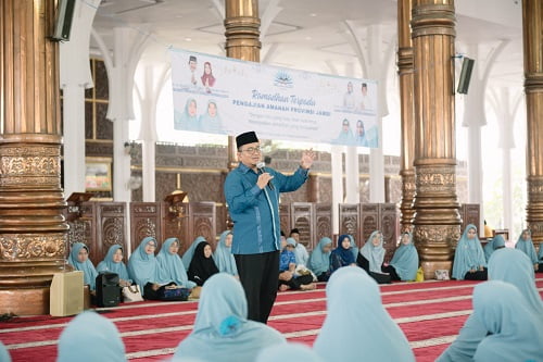 Ditengah Pengajian Amanah, H Maulana Sampaikan Manfaat Puasa Bagi Kesehatan