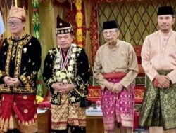 Edi Purwanto Hadir di Penganugerahan Adat Melayu Jambi Pada Ahmadi Noor Supit