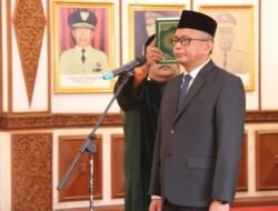 Gubernur Al Haris Lantik Hairul Suhairi Jadi Dirut Bank Jambi